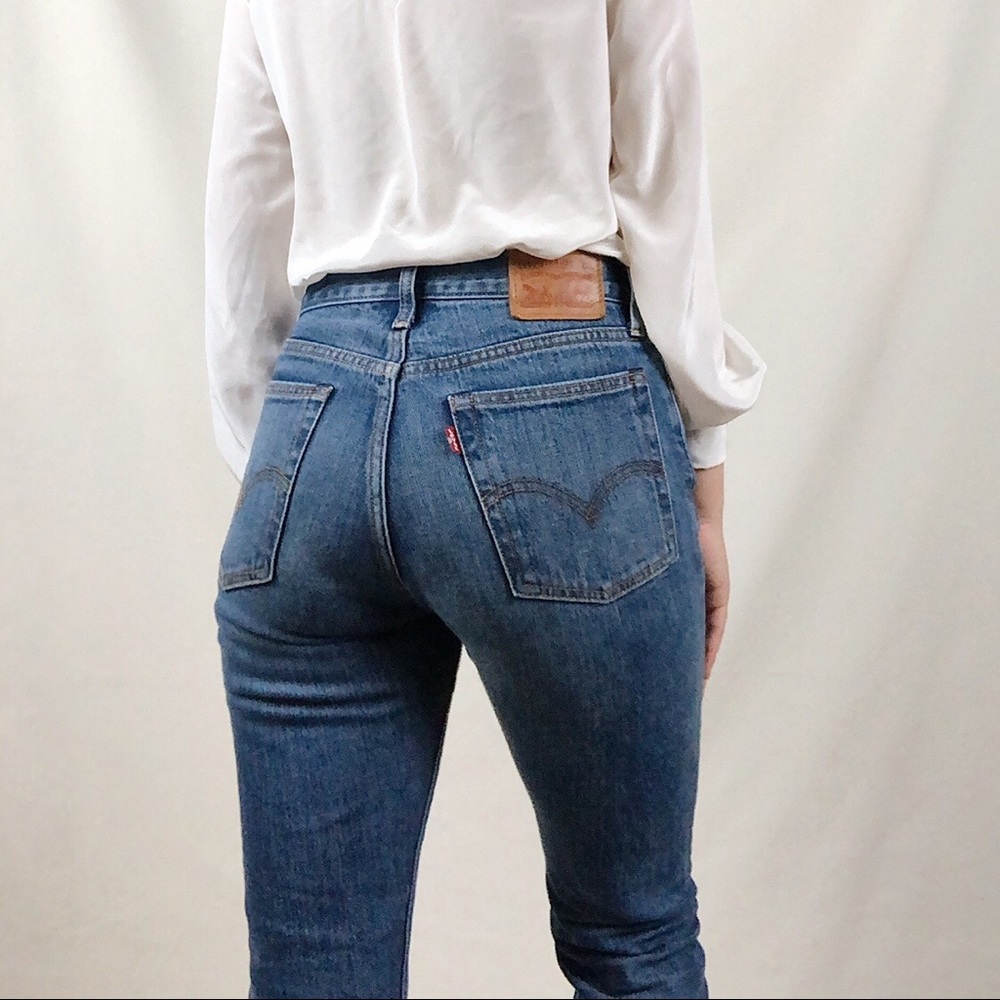 Levis Kylie Jenner Wedgie Jean